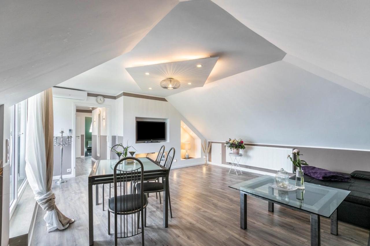 Uhse Wohlfuehloase Apartment ไฮเดอ ภายนอก รูปภาพ