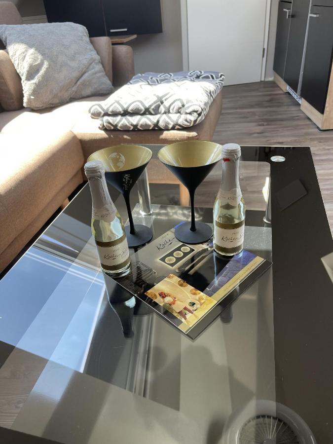 Uhse Wohlfuehloase Apartment ไฮเดอ ภายนอก รูปภาพ